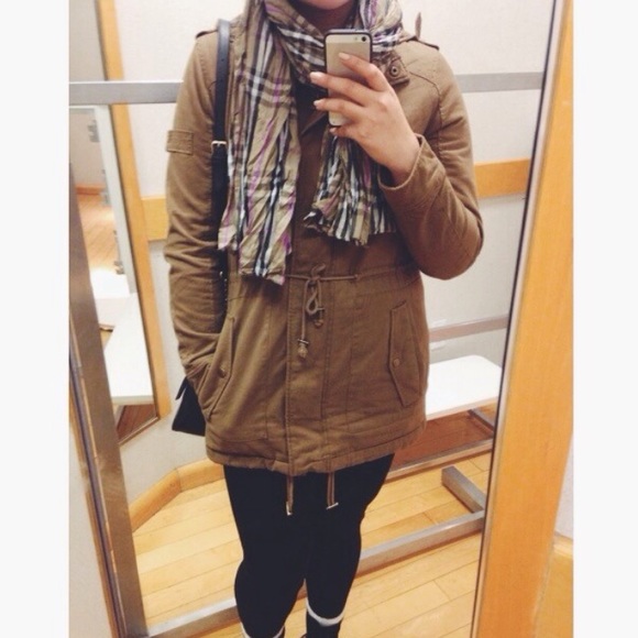 Rain jacket - Picture 1 of 3